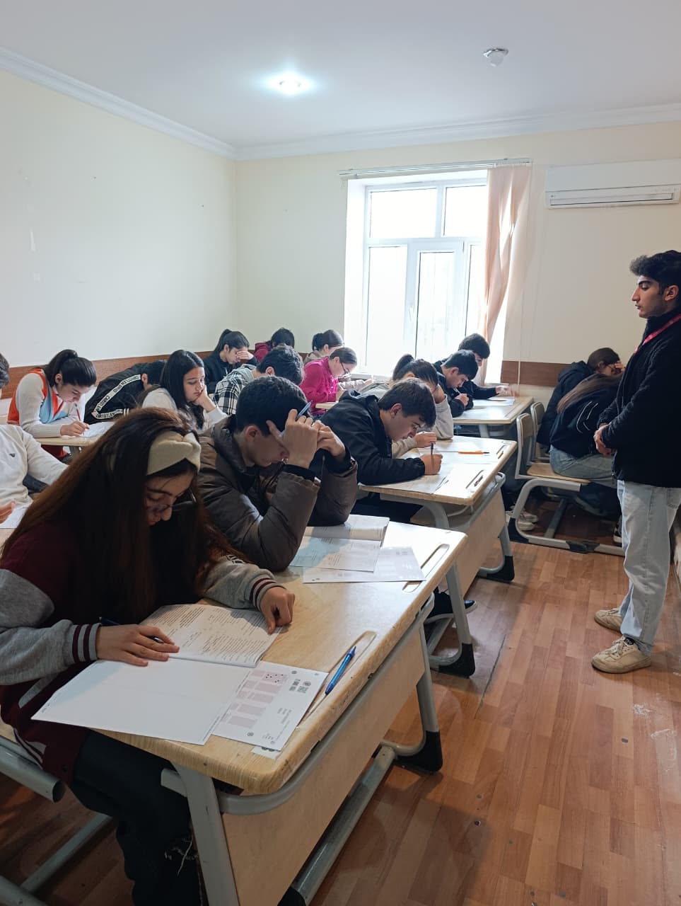 Niyal Kurslarında sinifdən görüntü